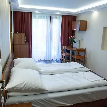 Bl.apartmanház Ii. Apartman Szeged